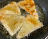 A picture of step 2 of Salad with Leftover Flat Bread.