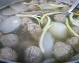 Hình bước làm 1 của món Nui rau củ nấu xương bò viên