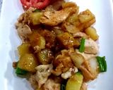 รูปขั้นตอนการทำที่ 7 ของ มันฝรั่งผัดกระเทียมพริกไทยไก่