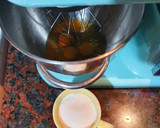 Foto del paso 1 de la receta: Bizcochuelo esponjoso y húmedo