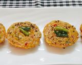 A picture of step 1 of Sooji & Besan Veg Idli😊 (semolina and gram flour idli).
