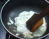 A picture of step 5 of Aamnarikel sondesh.