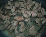Foto del paso 1 de la receta: Habas salteadas con mollejas
