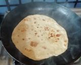 A picture of step 3 of Paneer roll.