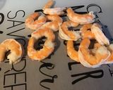 Une image de l'étape 2 de Cocktail de crevettes, laitue rougette et aneth.