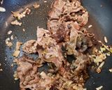 Foto langkah ke 2 dari resep Cah Kailan Sapi Jamur Kuping.