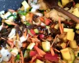 Kínai zöldséges tészta kovászos káposztával recept fázis 4 fotója