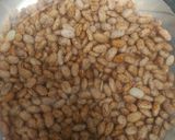 A picture of step 1 of Pinto Beans and Saffron Rice.