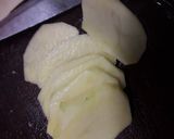 Foto del paso 2 de la receta: Matambrito de cerdo sobre colchón de papas