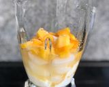 Foto del paso 2 de la receta: Batido de mango 🥭 R.E.F.R.E.S.C.A.N.TE 🥭