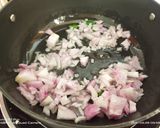 A picture of step 2 of Vegetable macroni.