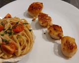 Une image de l'étape 7 de Coquilles St Jacques sauce teriyaki et nouilles soba au corail.