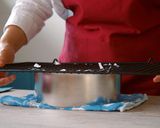 A picture of step 9 of Strawberry Decoration Cake, Chantilly Fraise.