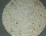 Foto del passaggio 2 della ricetta Risotto con noci, pere e formaggio pecorino