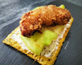 Foto del paso 5 de la receta: Cracker de melón a la plancha con gambón crujiente al teriyaki