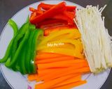 Hình bước làm 1 của món Thịt bò ba chỉ Mỹ cuộn rau củ nướng nồi chiên ko dầu