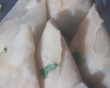 A picture of step 3 of Aloo ka samosa.