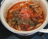 Gombás csirkeragú recept fázis 2 fotója