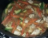 Foto del paso 6 de la receta: Wok de verduras y pollo