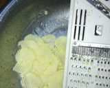 A picture of step 2 of Crunchy potato crisps #festivecontest kakamega #authormarathon.