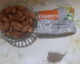 A picture of step 1 of Healthy almonds chura.