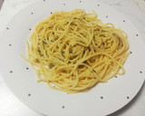 Foto del paso 7 de la receta: Espaguetis al Pesto de Albahaca
