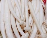 Hình bước làm 1 của món Nấm xào