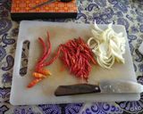 Foto langkah ke 1 dari resep Oseng kikil bombay.