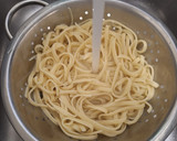 Foto del paso 5 de la receta: Linguini con salsa de setas