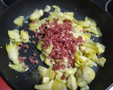 Foto del paso 3 de la receta: Revuelto de alcachofa y jamón