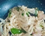 รูปขั้นตอนการทำที่ 3 ของ เฟตตูชินี่โอ๊ตเบคอนผัดพริกสด - คีโต
