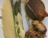Foto del paso 3 de la receta: Salmón en salsa verde, y espárragos en salsa holandesa