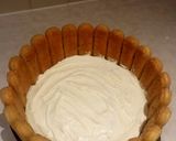 A picture of step 4 of Tiramisu cake 😍.