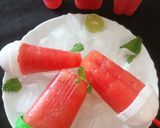 वाटरमेलन पाॅप्सिकल (watermelon popsicles recipe in Hindi) रेसिपी चरण 6 फोटो