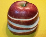 Foto del paso 1 de la receta: Manzana con foie y queso de cabra