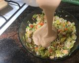 Foto del paso 4 de la receta Conos y volovanes rellenos de cóctel de gambas