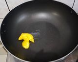 Foto langkah ke 4 dari resep Ayam Goreng Mentega.