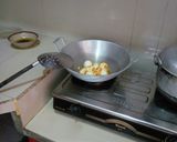 Foto langkah ke 1 dari resep Telur sambal.