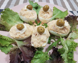 Foto del paso 4 de la receta: Huevos rellenos con atún y mostaza a la antigua