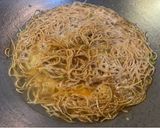 Foto langkah ke 3 dari resep Crispy Noodle Soup.