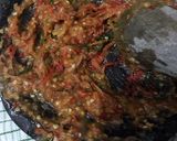 Foto langkah ke 2 dari resep Sambal Pencit (Mangga Muda).
