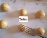 A picture of step 5 of Different cookie designs.