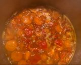Foto del paso 3 de la receta: Filetes de pollo con patatas en salsa de zanahoria