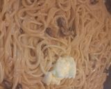 Φωτογραφία βήματος 3 της συνταγής Spaghetti cremosa με μανιτάρια και σκόρδο