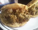Foto del paso 8 de la receta: Arepas rellenas de Brócoli y cebolla con Queso!!!
