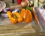 Foto del paso 1 de la receta: Pasta Ensalada Navideña