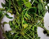 A picture of step 1 of Methi matar malai.