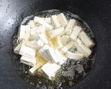 Foto langkah ke 2 dari resep Tumis Jamur Kuping Tahu Tempe.