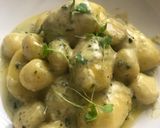 Foto del paso 8 de la receta Ñoquis con salsa de queso brie y pesto a la ligure casero