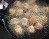 A picture of step 1 of Soyabean Manchurian Gravy.